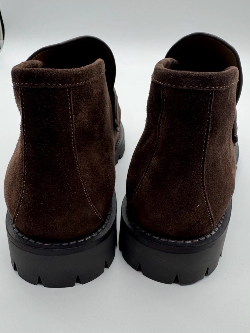 Women’s Gucci Brown Suede chukka boots with Gold Hardware size 41/ 10 - Picture 5 of 8